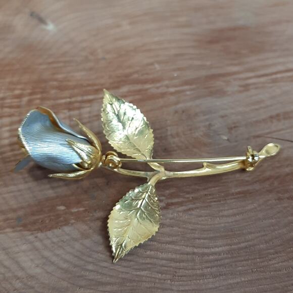 Vintage‎ Two Tone Rose Pin Brooch Gold and Silver Tone - Picture 4 of 5